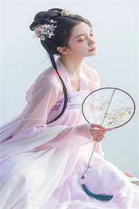 小白莲她乖巧美丽，行走江湖靠演技(苏聆江霁)已完结小说推荐_小说推荐完本小白莲她乖巧美丽，行走江湖靠演技(苏聆江霁)