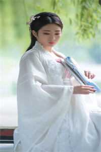 他在外面有个小姑娘