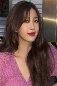 穿越小白脸，女帝只想要我陈凡林枫全文免费阅读_最热门小说排行榜穿越小白脸，女帝只想要我(陈凡林枫)