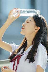 阅读免费小说倒舔三年，横杀四方周承林娇云_倒舔三年，横杀四方(周承林娇云)最新推荐小说