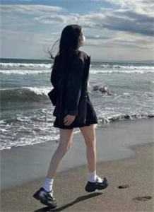 沙暴来临，爷开局囤水数万亿吨(姜磊周晓晓)小说完结_免费小说完结沙暴来临，爷开局囤水数万亿吨姜磊周晓晓