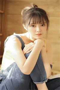青云红颜香
