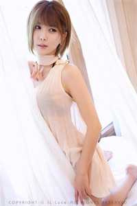 开局无敌，我被众女帝倒追了