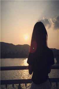 被男友和亲妈背叛后，重生我打脸抄袭婊(蒋婉发布健)主角