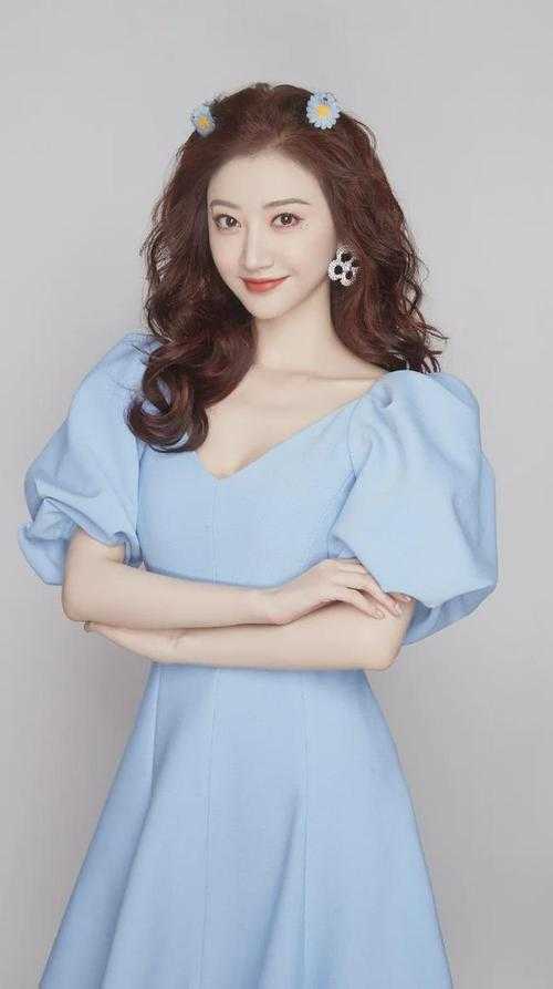 瞒着恋爱八年的男友结婚(江潇周阮)是什么名字