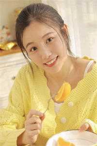完整免费小说挂画上的女人(莹莹方莹)_挂画上的女人(莹莹方莹)全集免费小说