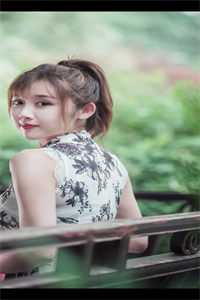 都离婚了，我相亲你醋什么