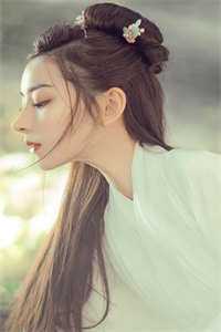 进城后，他在灾荒年代红红火火(姜晨白青青)推荐