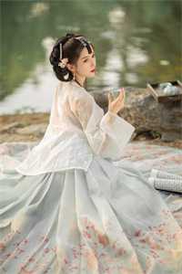《有偿帮忙后，我竟被校花倒追了》(陆离南锦屏)热门网络小说_全本完结小说《有偿帮忙后，我竟被校花倒追了》(陆离南锦屏)