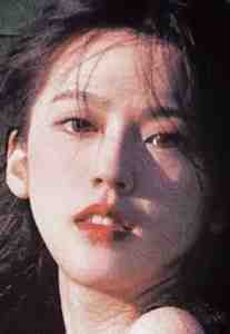 我和女儿都死后，妻子悔疯了