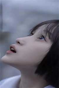 十年恩血不敌秋雨