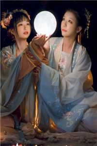 《重生后我和母亲互换身体》顾秋雅谢桥热门小说_全本完结小说《重生后我和母亲互换身体》(顾秋雅谢桥)