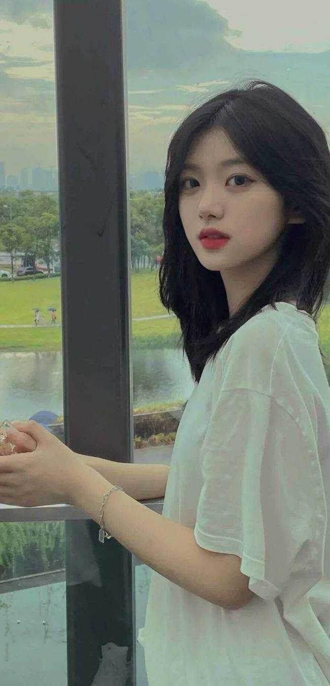 君夺臣妻？我成了皇帝心尖白月光(姜月饶闻人凛)免费完结版小说_最热门小说排行榜君夺臣妻？我成了皇帝心尖白月光姜月饶闻人凛