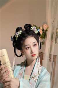 再无明月共白头