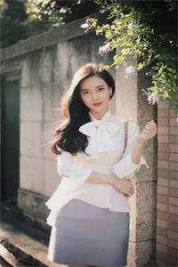 《怀胎五月，老公让我自己开车回家过年》婉婉沈重无弹窗全文免费阅读_完整版小说《怀胎五月，老公让我自己开车回家过年》婉婉沈重