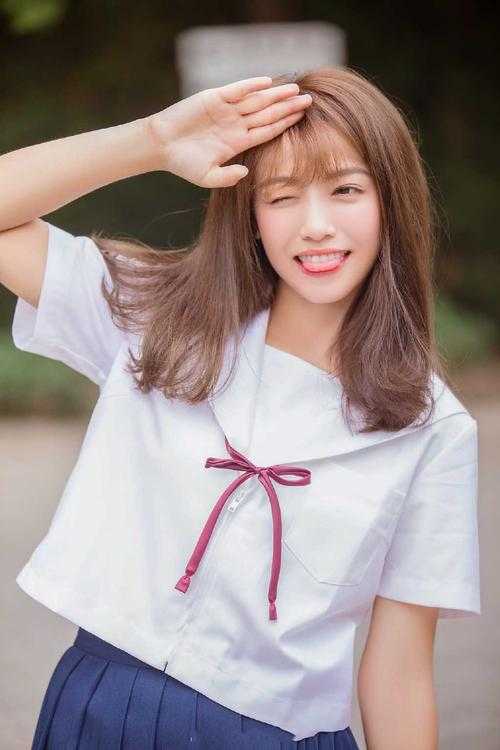朝来寒雨几回眸