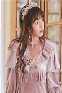 妻子逃婚后，我下定决心选了她
