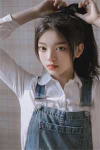 穿越以后，我娶了美艳宗主当老婆