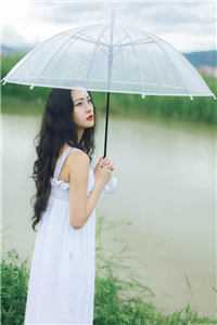 爱恨终无，逝水无情