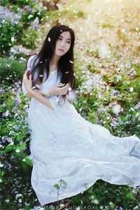 惨死重生，我靠摆烂打脸天才少女