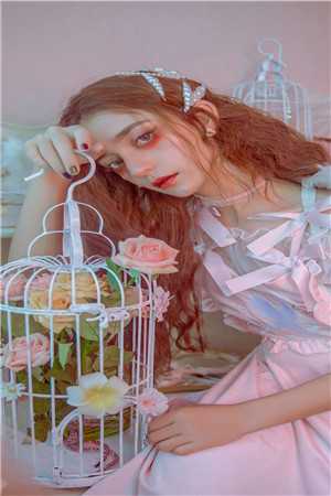 死在祭台后，谢世子疯了(谢临渊白月光)免费小说在线看_小说免费阅读死在祭台后，谢世子疯了谢临渊白月光