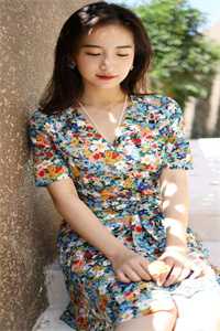 七零军婚，首长女儿一心高考