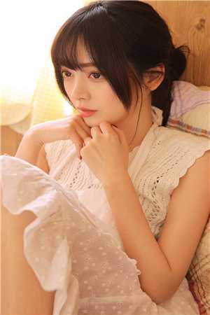 山遥月渐隐