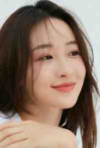 娶了美女总裁后，我的人生开挂了