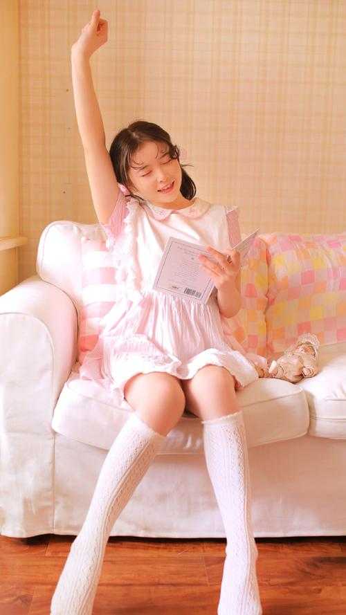失色月光