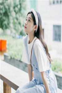 桃花依旧笑春风