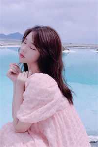 为了给女儿治病，我捡了五万个矿泉水瓶