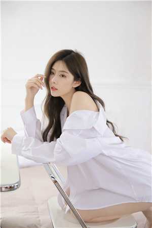 与抽签选中的佛子订婚后，抛弃我的竹马悔疯了