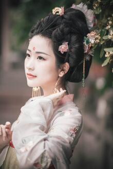 皇夫难为:红妆太子桃花盛