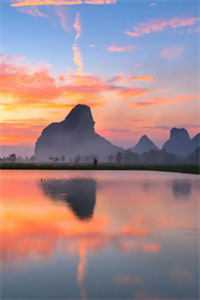 入夏 有人问夏格青春时期最难忘的事情是什么?