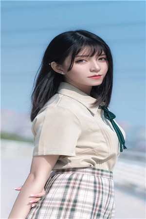 我爱上了17岁俊少年