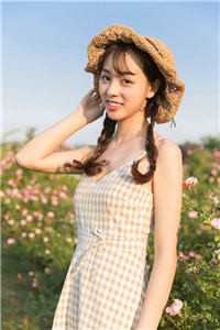 穿书后,她每天追着小娇夫喂饭