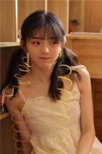 TR的教练服