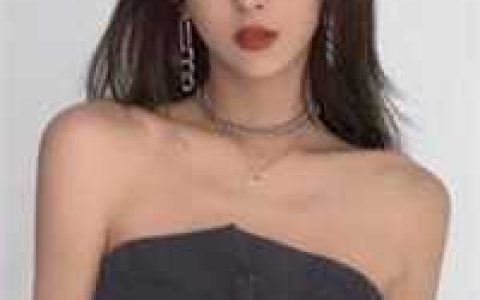(苏乐王旗)流放后，相府嫡女成京中第一纨绔热门小说_《流放后，相府嫡女成京中第一纨绔》完结版在线阅读